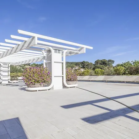 2Br Appartment With Breathtaking Seaview Le Cannet